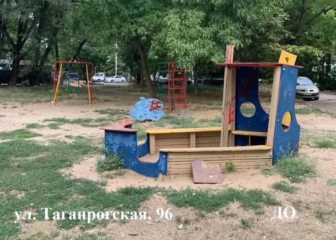Александр Скрябин: Хорошая новость: в Октябрьском районе обновили ещё шесть детских площадок Александр Скрябин: Хорошая новость: в Октябрьском районе обновили ещё шесть детских площадок