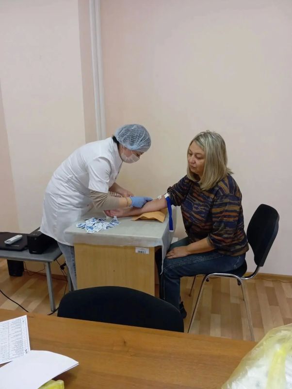 Здоровье коллектива — без отрыва от работы! В Шахтах проводят выездную диспансеризацию Здоровье коллектива — без отрыва от работы! В Шахтах проводят выездную диспансеризацию