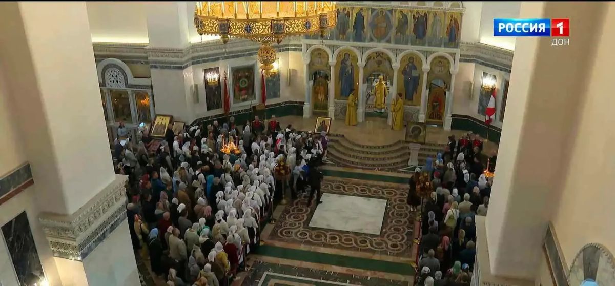 В честь годовщины освящения храма святого Георгия Победоносца - главного православного воинского храма Южного военного округа - в Ростове провели Божественную литургию В честь годовщины освящения храма святого Георгия Победоносца - главного православного воинского храма Южного военного округа - в Ростове провели Божественную литургию