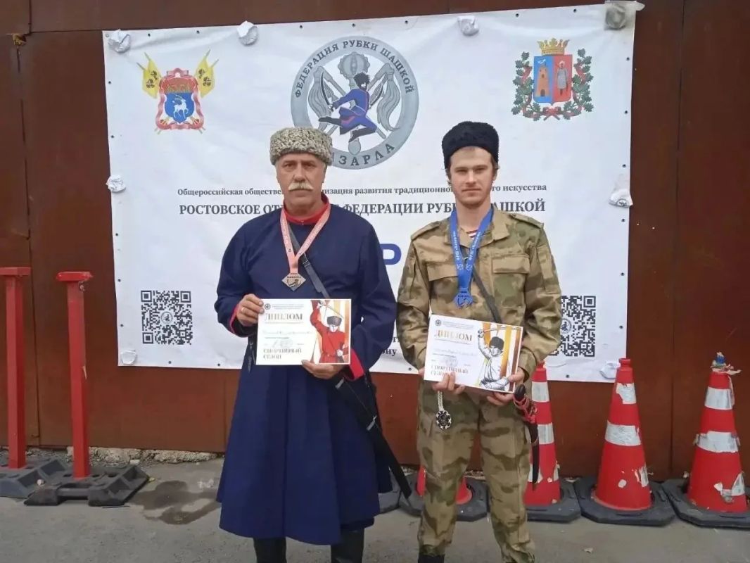 Шахтинские казаки — в числе призёров по рубке шашкой в Ростовской области!