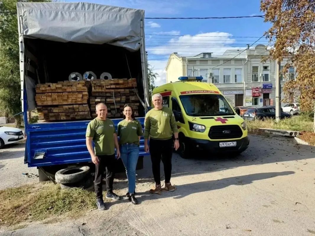 Представители ГБУ РО «ГБСМП» города Новочеркасска совместно с волонтёрами группы «Скорая помощь — Фронту» оказали поддержку медицинскому отряду в зоне СВО Представители ГБУ РО «ГБСМП» города Новочеркасска совместно с волонтёрами группы «Скорая помощь — Фронту» оказали поддержку медицинскому отряду в зоне СВО