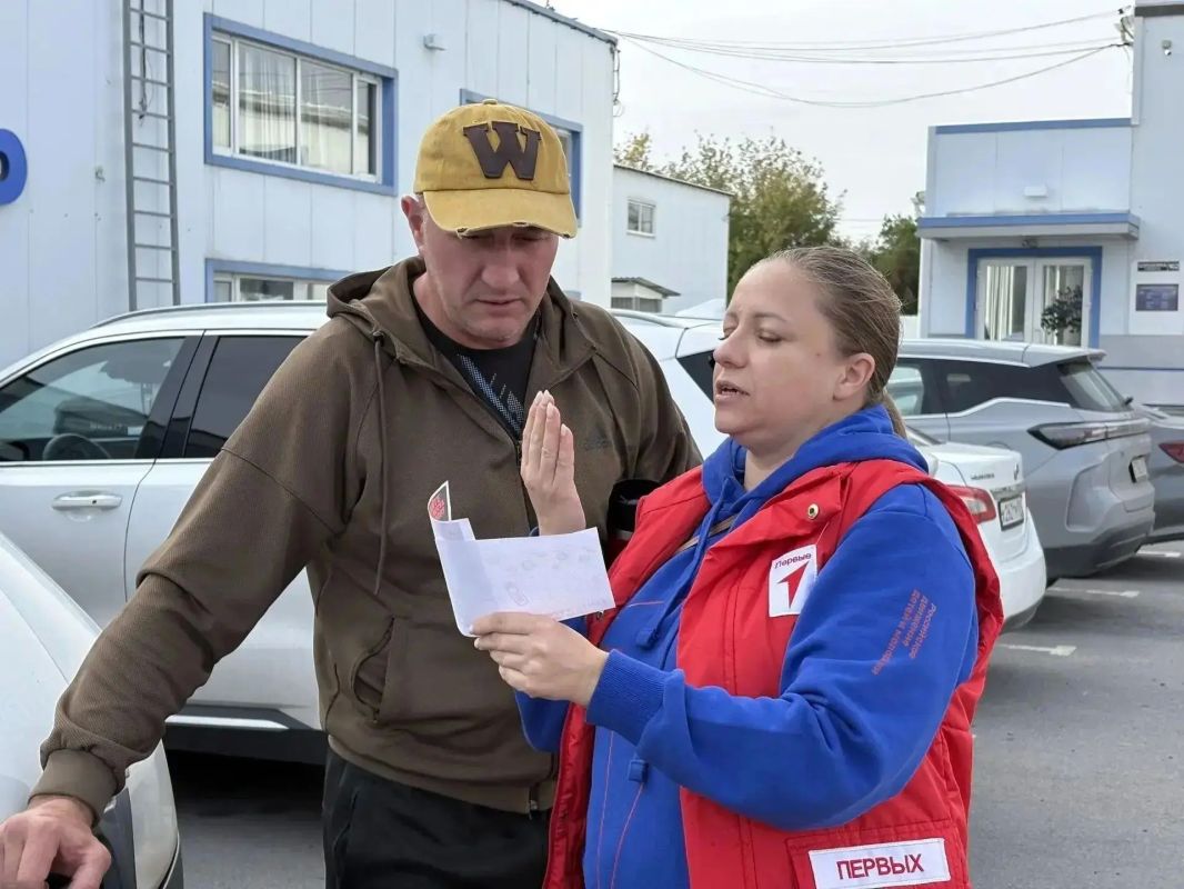 Правила дорожного движения и взаимное уважение: в Шахтах провели акцию «Парковка для героев» Правила дорожного движения и взаимное уважение: в Шахтах провели акцию «Парковка для героев»
