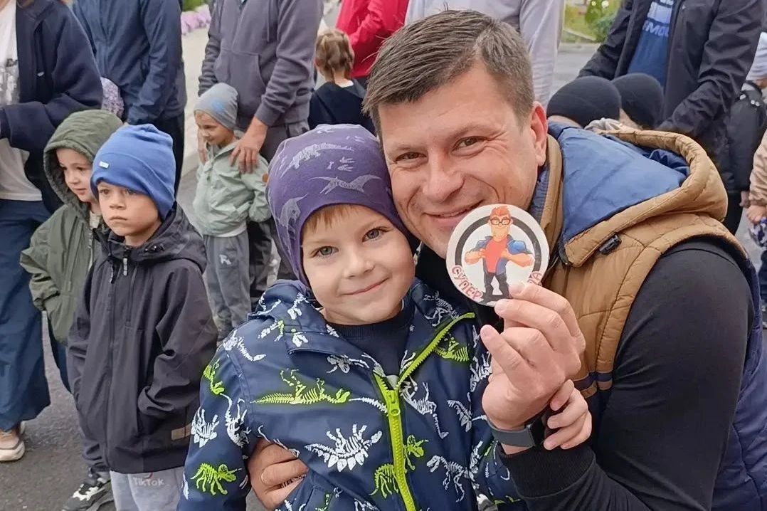 В школах города Шахты отметили День отца В школах города Шахты отметили День отца
