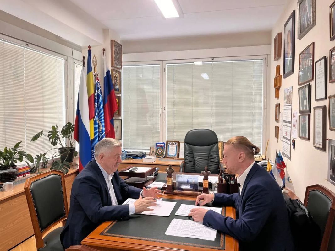 Виктор Водолацкий: Провел рабочую встречу с руководителем проектного офиса Федеральной сети технологических кружков «Умная Механика» Павлом Александровичем Ягодзинским Виктор Водолацкий: Провел рабочую встречу с руководителем проектного офиса Федеральной сети технологических кружков «Умная Механика» Павлом Александровичем Ягодзинским