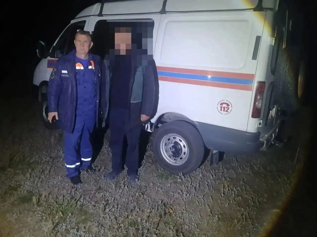 В Шолоховском районе спасатели помогли выбраться из леса заблудившемуся грибнику