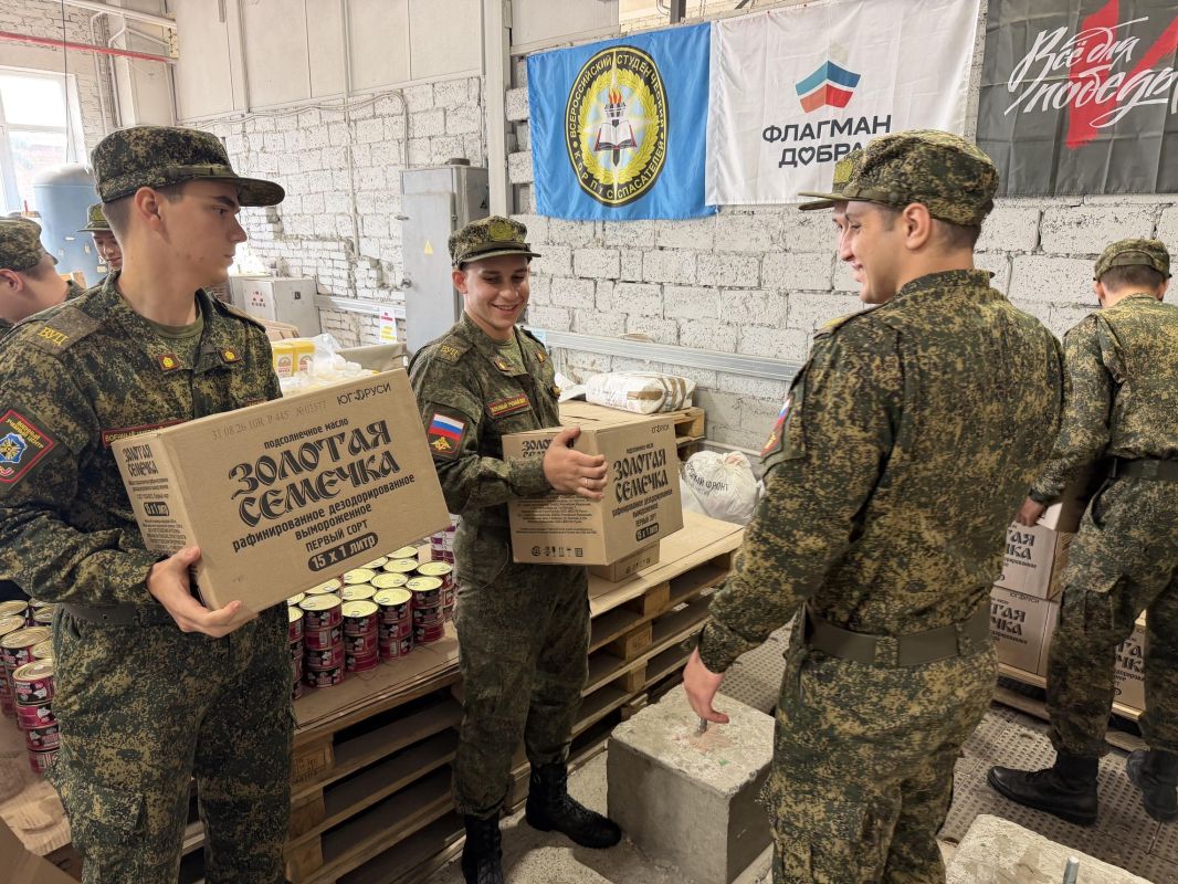 Курсанты ВУЦ при ДГТУ разгрузили и отсортировали около 200 тонн помощи Курсанты ВУЦ при ДГТУ разгрузили и отсортировали около 200 тонн помощи