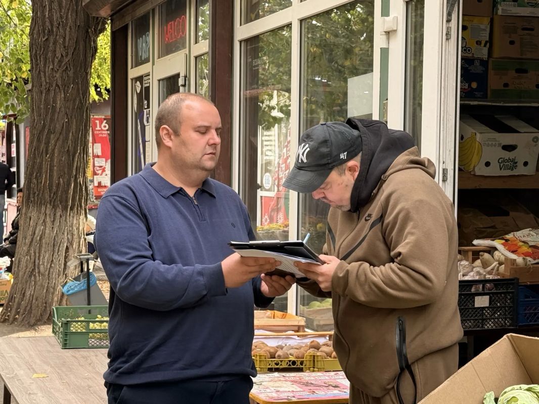 В Новочеркасске прошёл рейд по стихийной торговле В Новочеркасске прошёл рейд по стихийной торговле