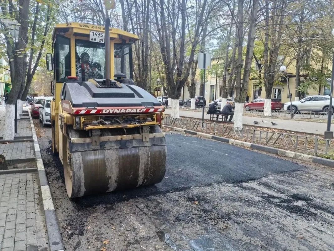 В Шахтах устанавливают новые искусственные дорожные неровности В Шахтах устанавливают новые искусственные дорожные неровности