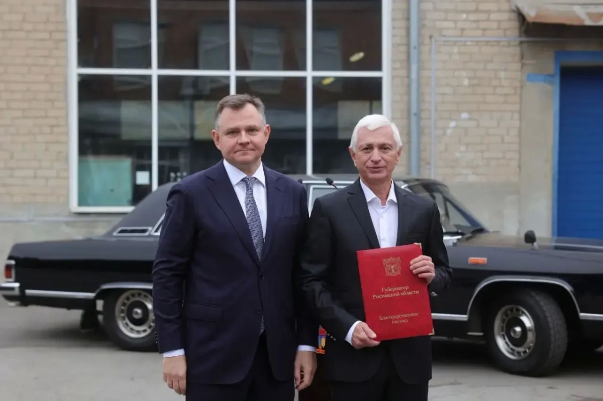 Юрий Слюсарь: Поздравляю работников автомобильного и городского пассажирского транспорта с профессиональным праздником! Юрий Слюсарь: Поздравляю работников автомобильного и городского пассажирского транспорта с профессиональным праздником!