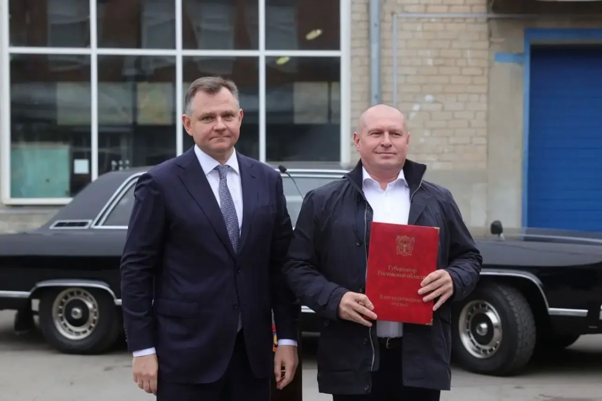 Юрий Слюсарь: Поздравляю работников автомобильного и городского пассажирского транспорта с профессиональным праздником! Юрий Слюсарь: Поздравляю работников автомобильного и городского пассажирского транспорта с профессиональным праздником!