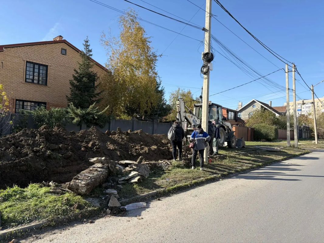 В Шахтах модернизируют ключевой участок водовода на улице Текстильная В Шахтах модернизируют ключевой участок водовода на улице Текстильная