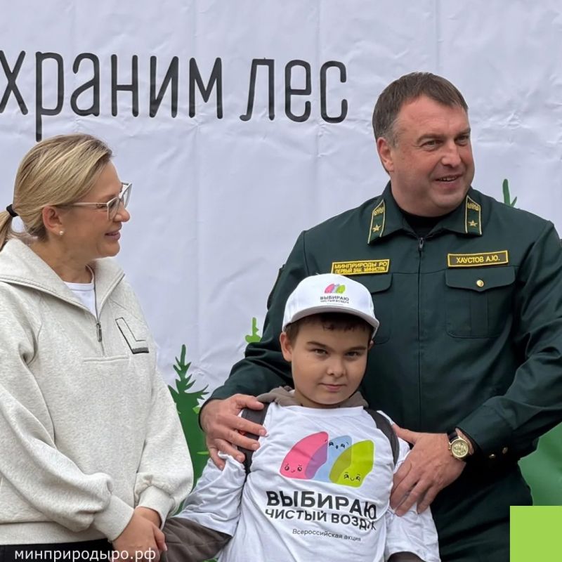 Чистый воздух и доброе дело: в Каменском районе прошла масштабная экологическая акция «Удивительный лес» Чистый воздух и доброе дело: в Каменском районе прошла масштабная экологическая акция «Удивительный лес»