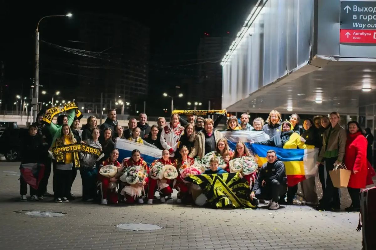 Александр Скрябин: Призёры юниорского Чемпионата мира вернулись в Ростов-на-Дону! Александр Скрябин: Призёры юниорского Чемпионата мира вернулись в Ростов-на-Дону!