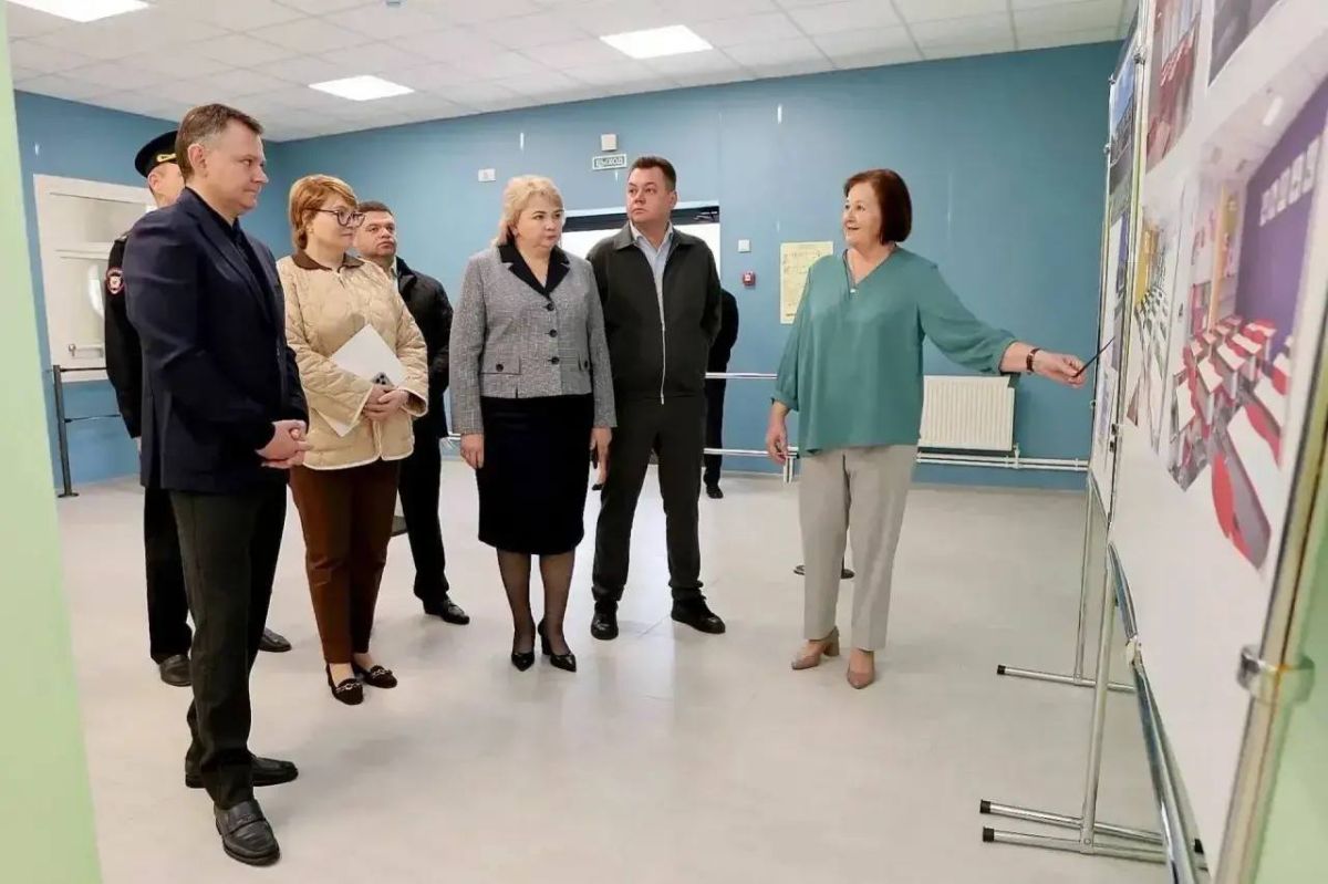 Юрий Слюсарь: Сегодня работал в Октябрьском районе Юрий Слюсарь: Сегодня работал в Октябрьском районе
