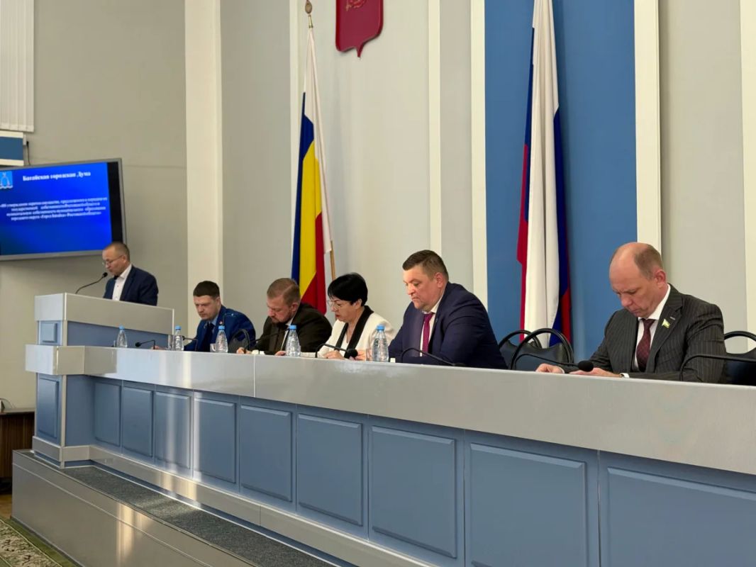 Сегодня на заседании Батайской городской Думы приняли изменения в городской бюджет на 2026 год и плановый период 2027-2028 годов Сегодня на заседании Батайской городской Думы приняли изменения в городской бюджет на 2026 год и плановый период 2027-2028 годов