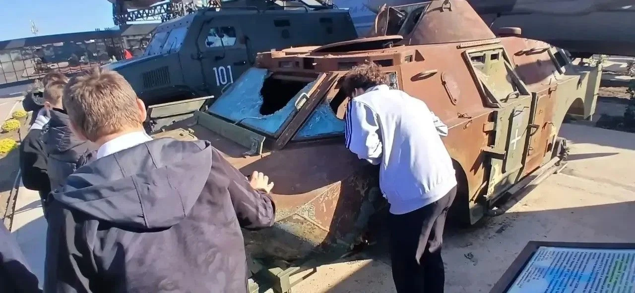 Сотрудники Каменского отдела организовали экскурсию для полицейского класса