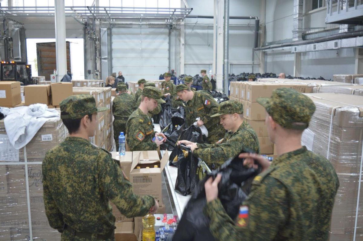 Курсантская помощь фронту: работа на складах ОНФ Курсантская помощь фронту: работа на складах ОНФ