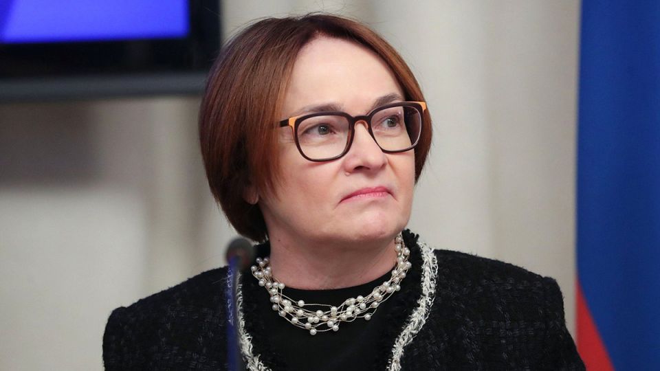 Центробанк и реальная экономика: Почему прогнозы о рецессии не совпадают с действительностью?