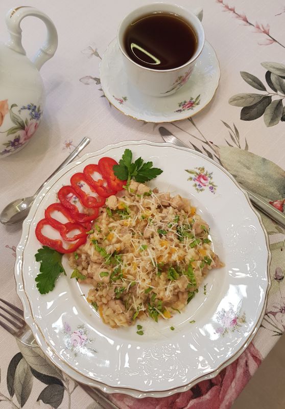 Летнее настроение: готовим ризотто с курицей и сладким перцем