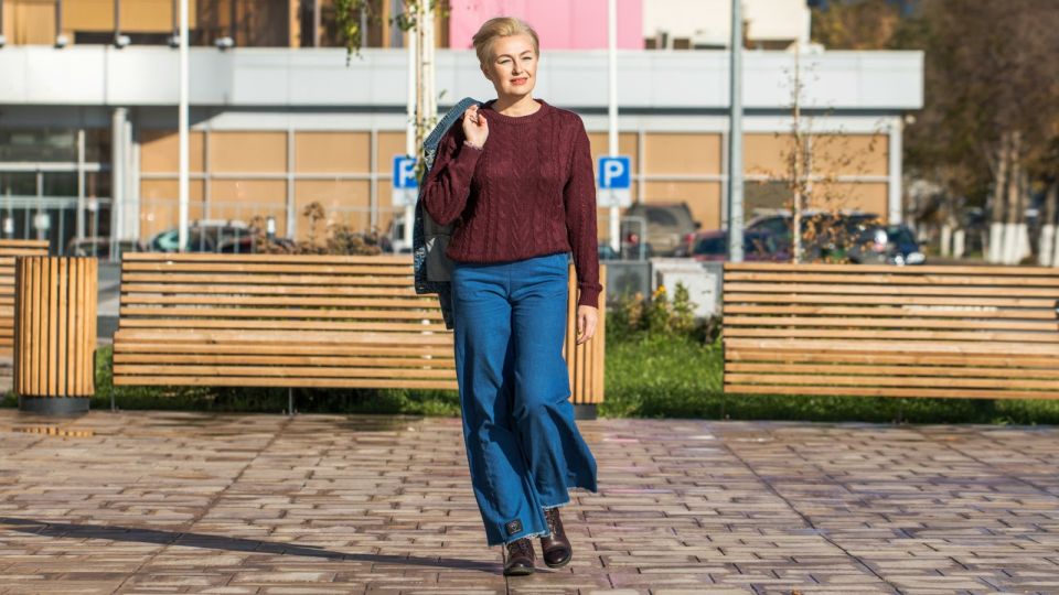 Джинсы налезут как миленькие: 2 способа их растянуть, не испортив