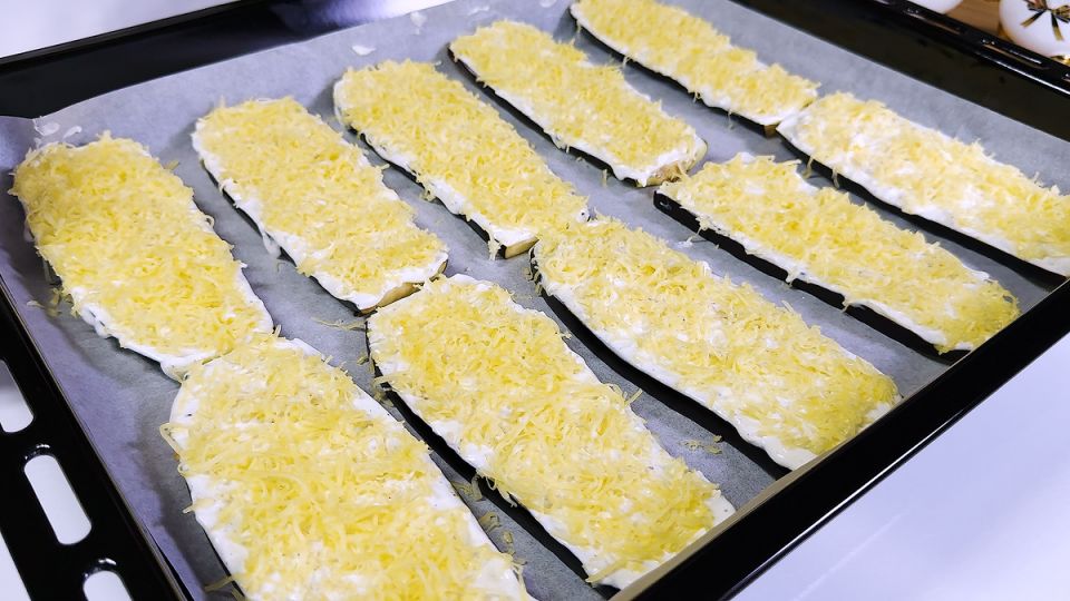 Запечённые баклажаны с сыром: идеальное блюдо для гурманов