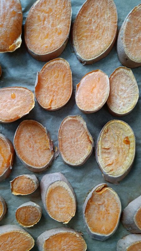 Новый взгляд на древний суперфуд: пряная пшённая каша с бататом и орехами