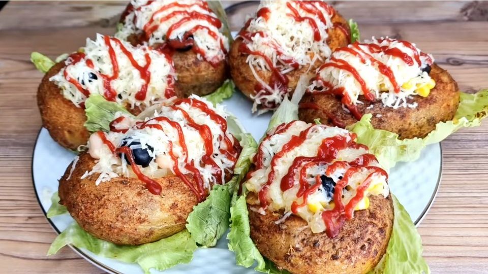 Без жарки и лишней возни: готовим картошку под «шапочкой» для всей семьи