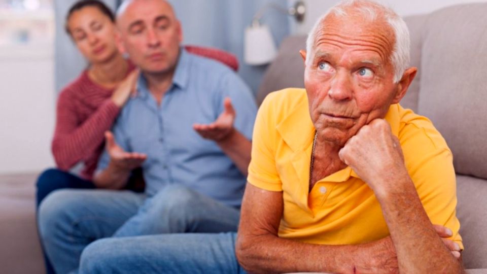 Жизнь после 60: что мешает детям принять новое счастье родителей?