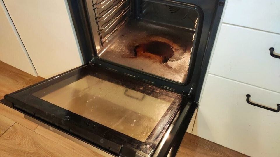 Почему профессиональные уборщицы избегают токсичных чистящих средств?