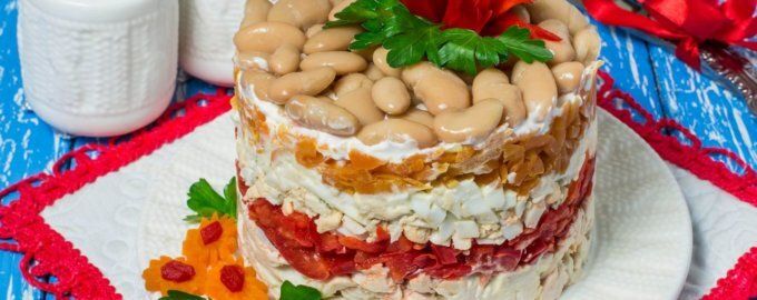 Праздничный куриный салат, который удивит всех