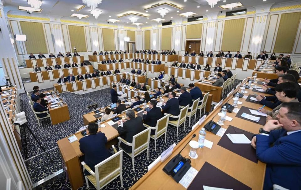 Преамбулы и принципы: спокойное объяснение смысла изменений в Конституцию Казахстана