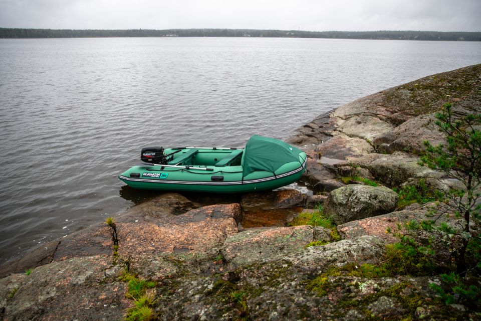Как правильно ухаживать за ПВХ-лодкой: советы по мытью