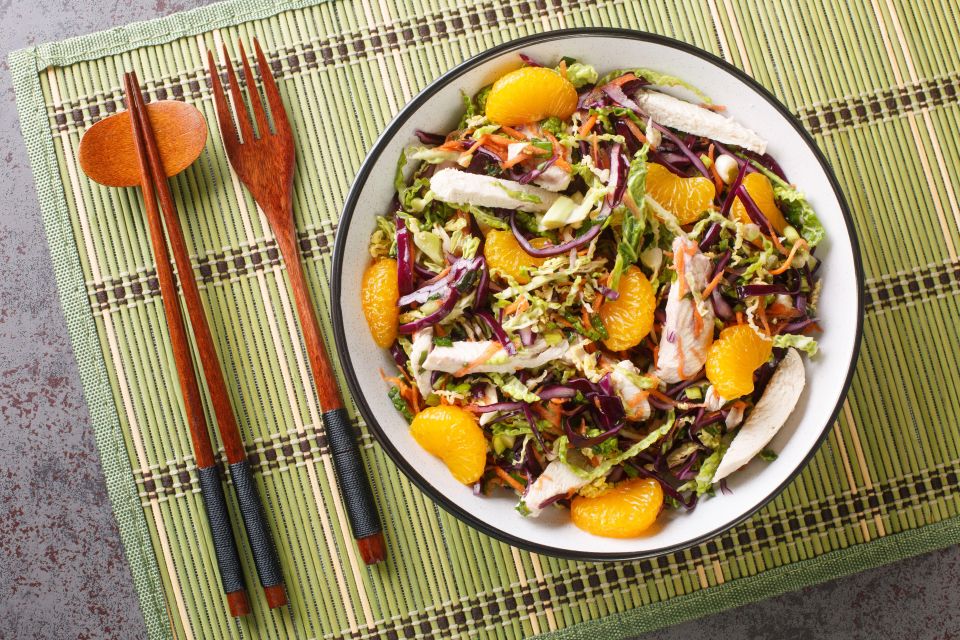 Любовь с первой ложки: попробуйте мясной салат «Африка» с бананом