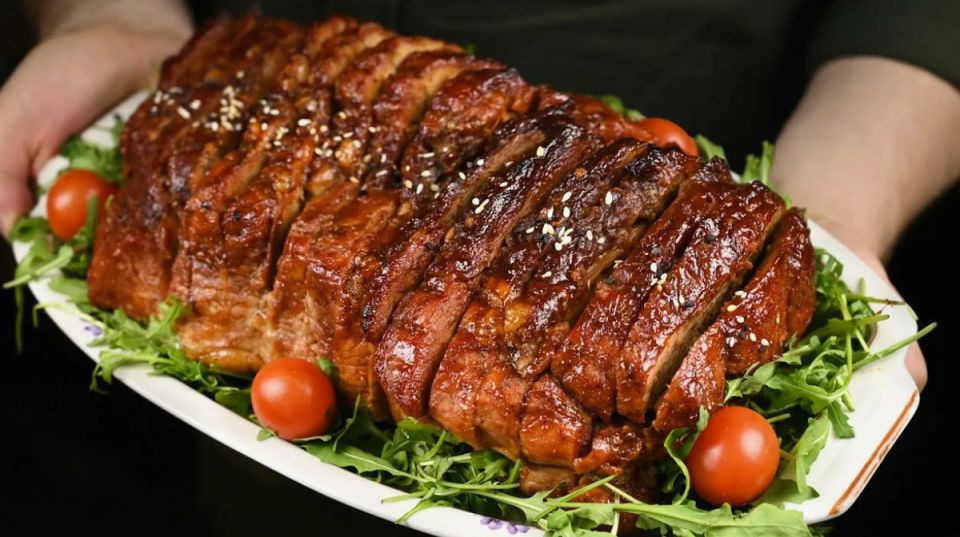 Искусство запекания мяса: от идеального стейка до тающей грудинки